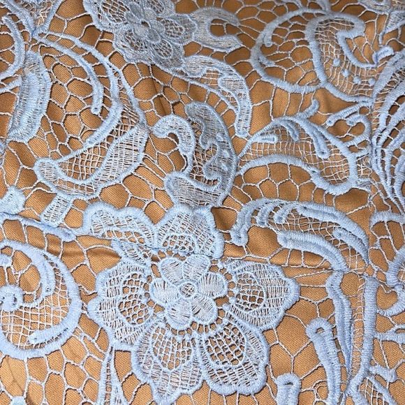 boohoo lace cold shoulder dress - Picture 7 of 11